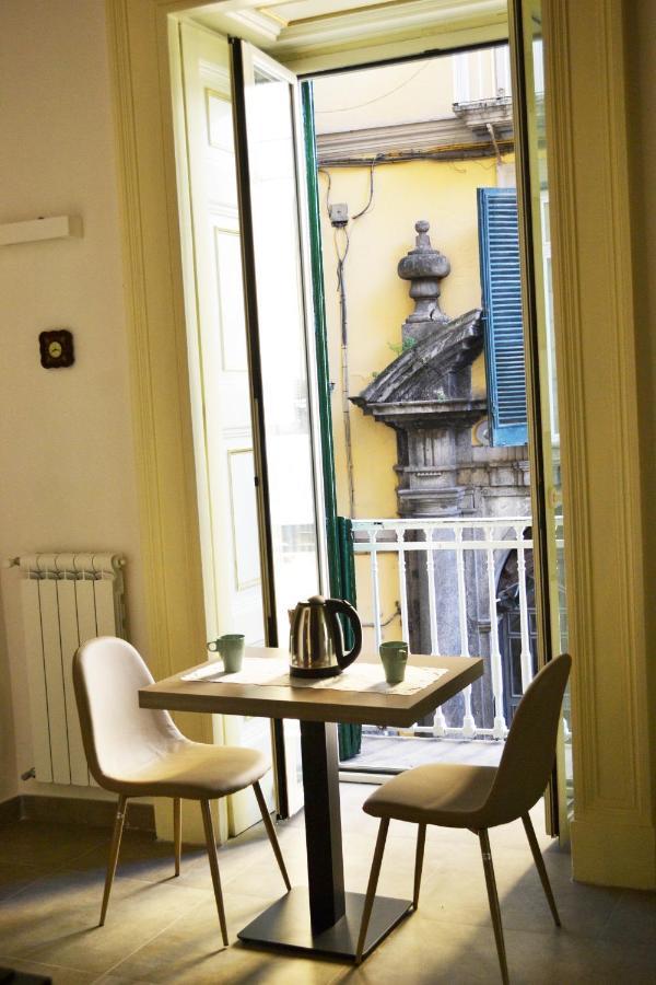 Questo Rinascimento Casa Audrey Naples Luaran gambar