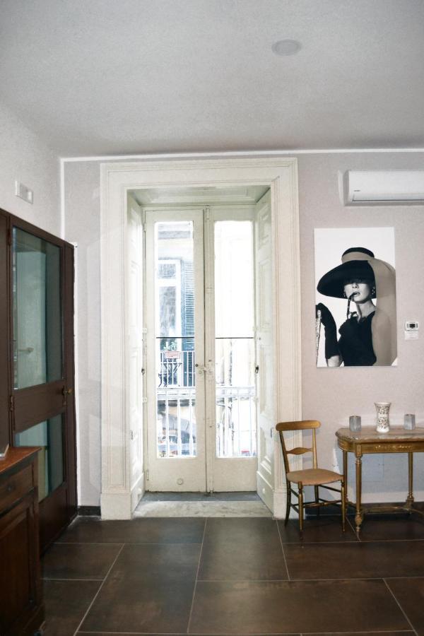 Questo Rinascimento Casa Audrey Naples Luaran gambar
