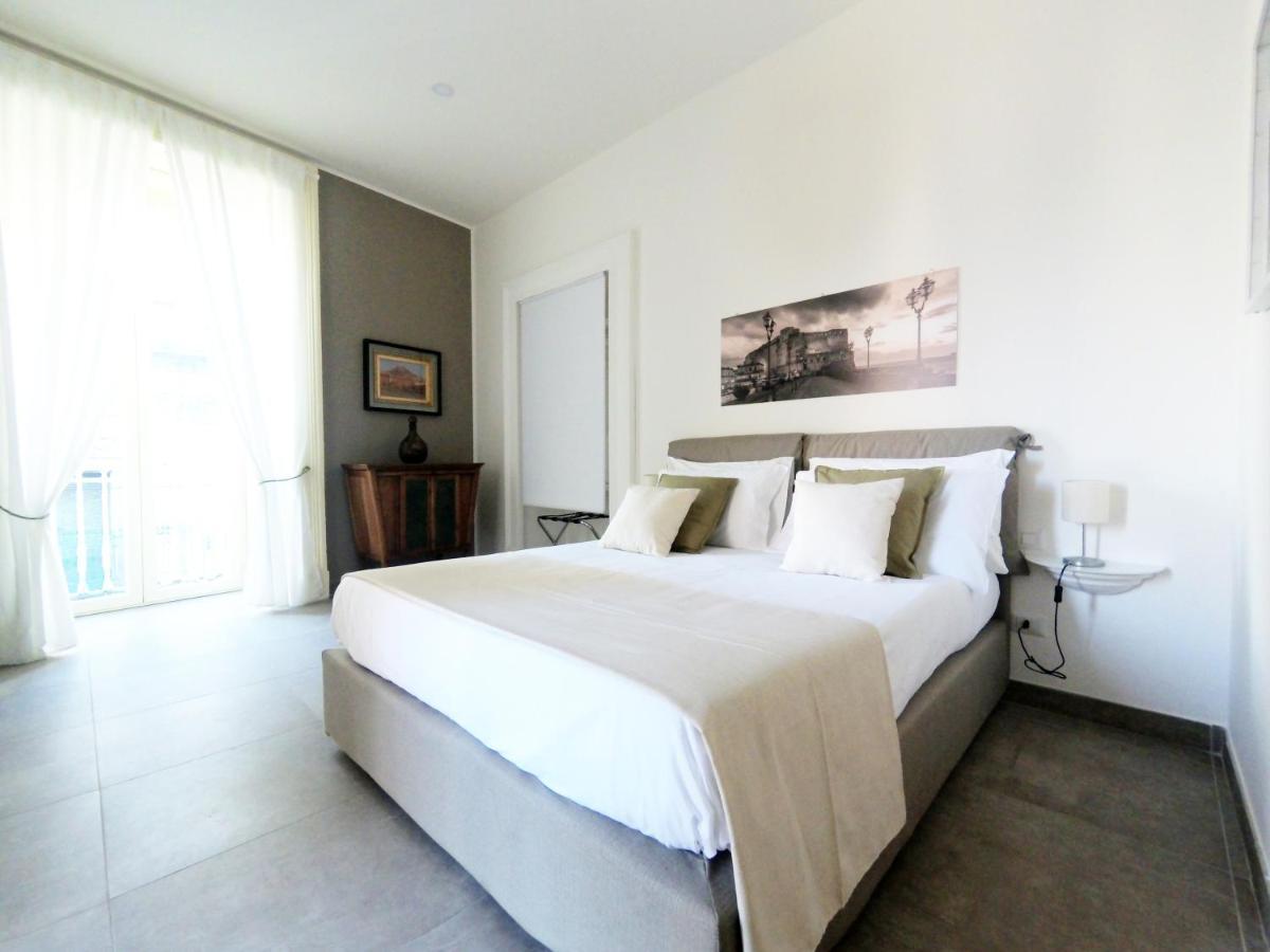 Questo Rinascimento Casa Audrey Naples Luaran gambar